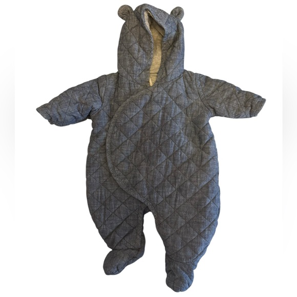 Baby Gap Denim Quilted Bear Snowsuit size 0-3 months - Picture 2 of 9